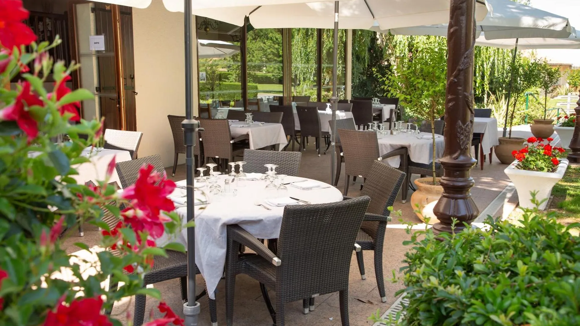 Logis Hotel Et Restaurant La Bombardiere Cuq-Toulza 3*,  France